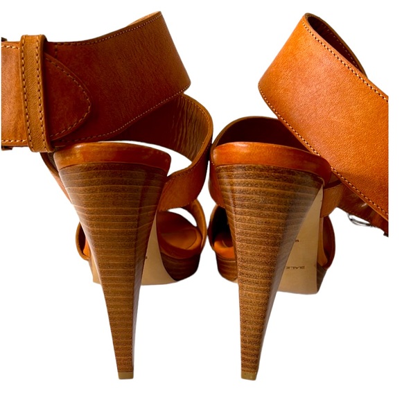 Balenciaga Wide Strap Leather Heels, size 38 - Picture 8 of 14